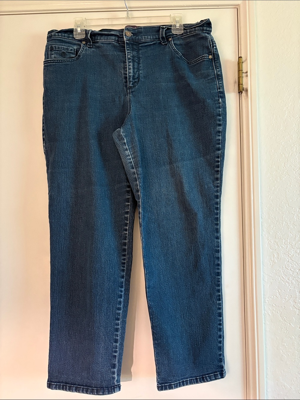 Gloria Vanderbilt Dark Blue Straight-Leg Jeans